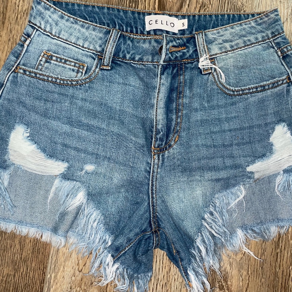 Cello “Festival” Denim Shorts❤️ NWT